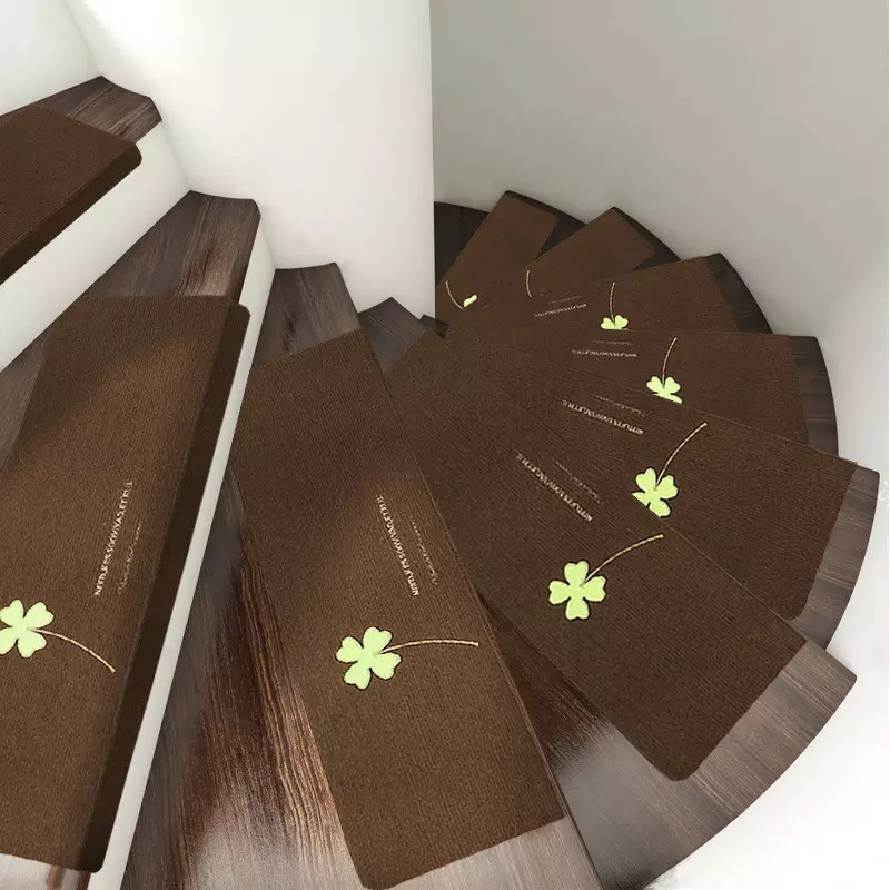Tapis d'escalier antidérapant et imperméable auto-adhésif facile à nettoyer